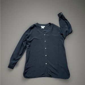 VTG 100% Silk Button-Up Top Women's Sz M Dark Gray Black Minimalist Grunge Soft